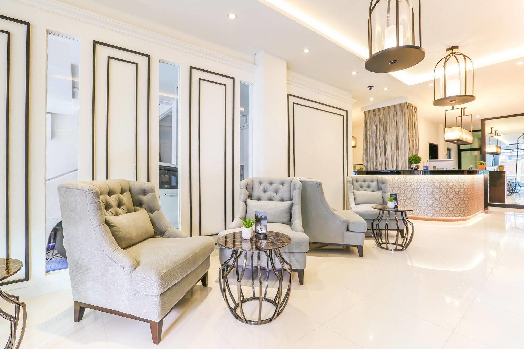 The Sathon Vimanda Hotel Bangkok Buitenkant foto