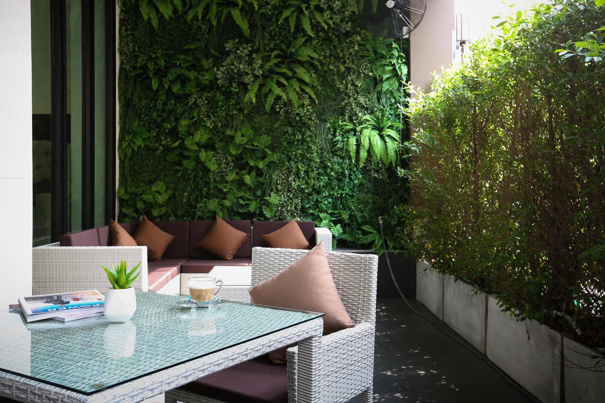The Sathon Vimanda Hotel Bangkok Buitenkant foto